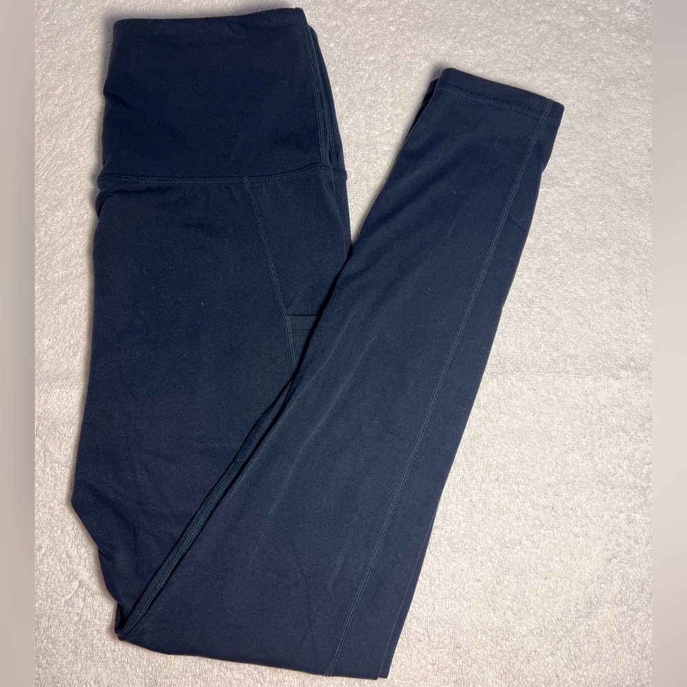 navy leggings!